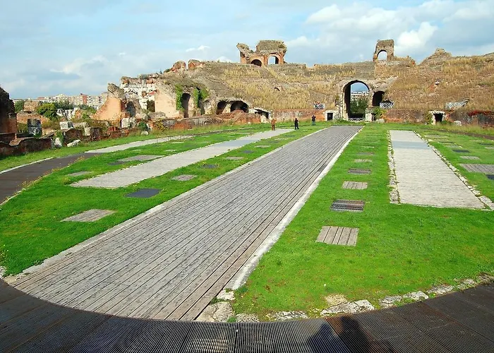 Scalzone Отель Кастель Вольтурно