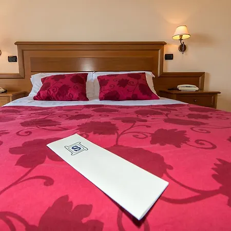 Hotel Scalzone 3*